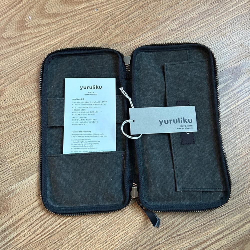 Yuruliku Flat Tool Pen Case